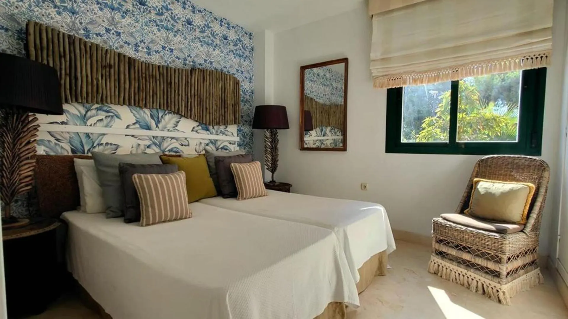 Chambao Suite Marbella Cabopino Beach