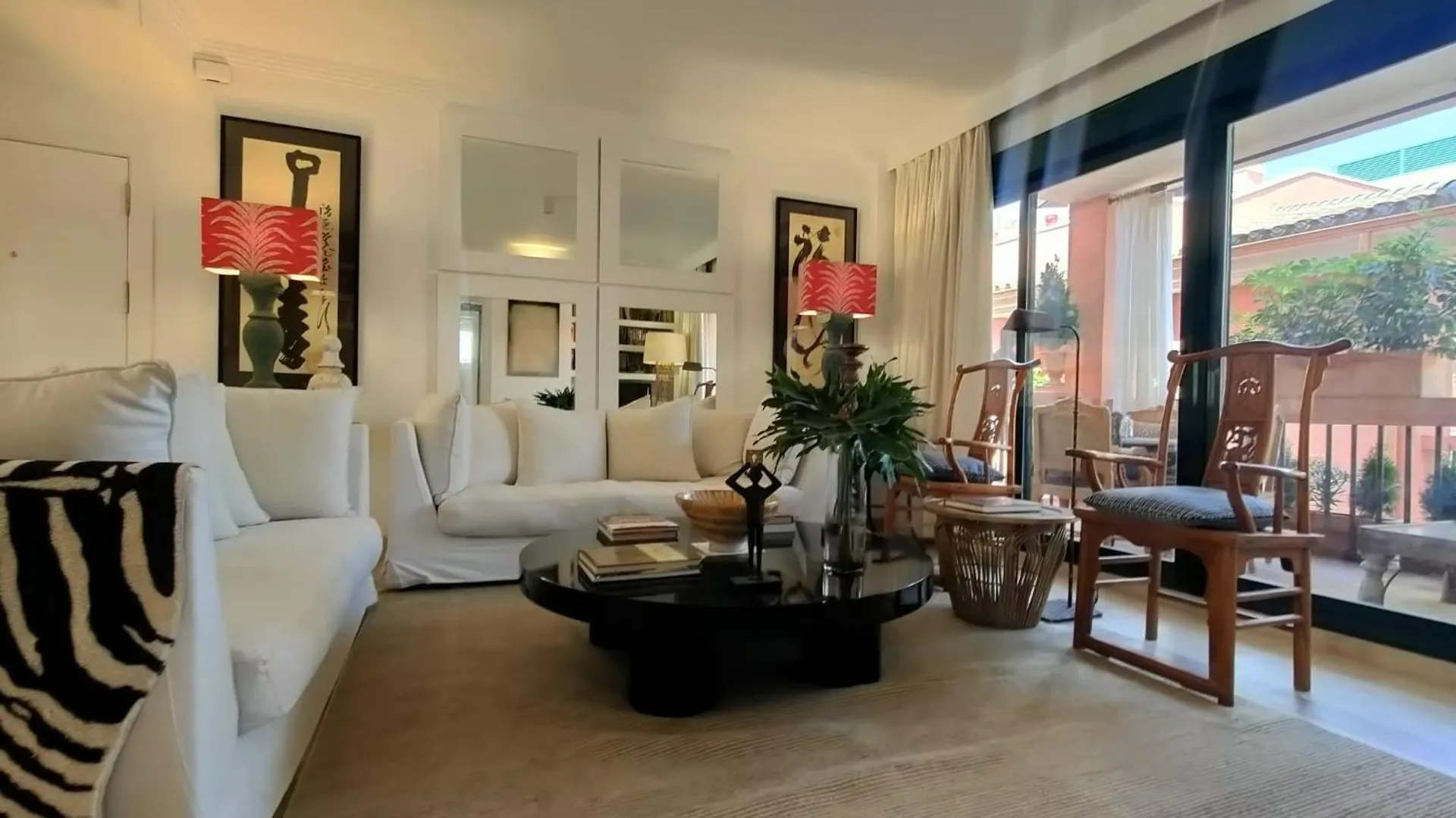 Chambao Suite Marbella Cabopino Beach